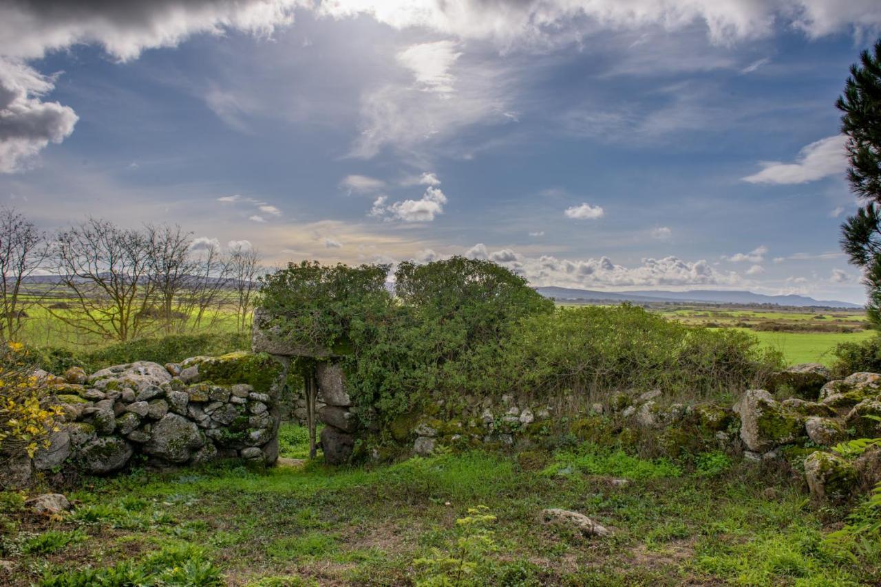 Agriturismo Nuragh'Elighe Sindia Exteriér fotografie