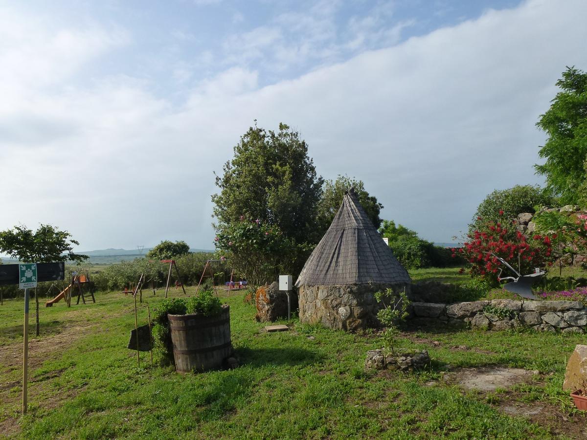 Agriturismo Nuragh'Elighe Sindia Exteriér fotografie